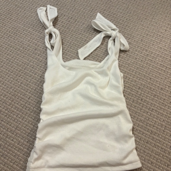 CHICWISH tie-able tank top - Picture 2 of 3